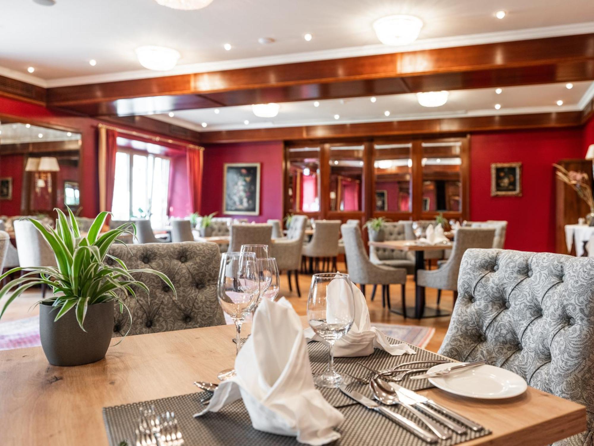 Imlauer Hotel Schloss Pichlarn 艾根恩斯道尔 外观 照片 Restaurant