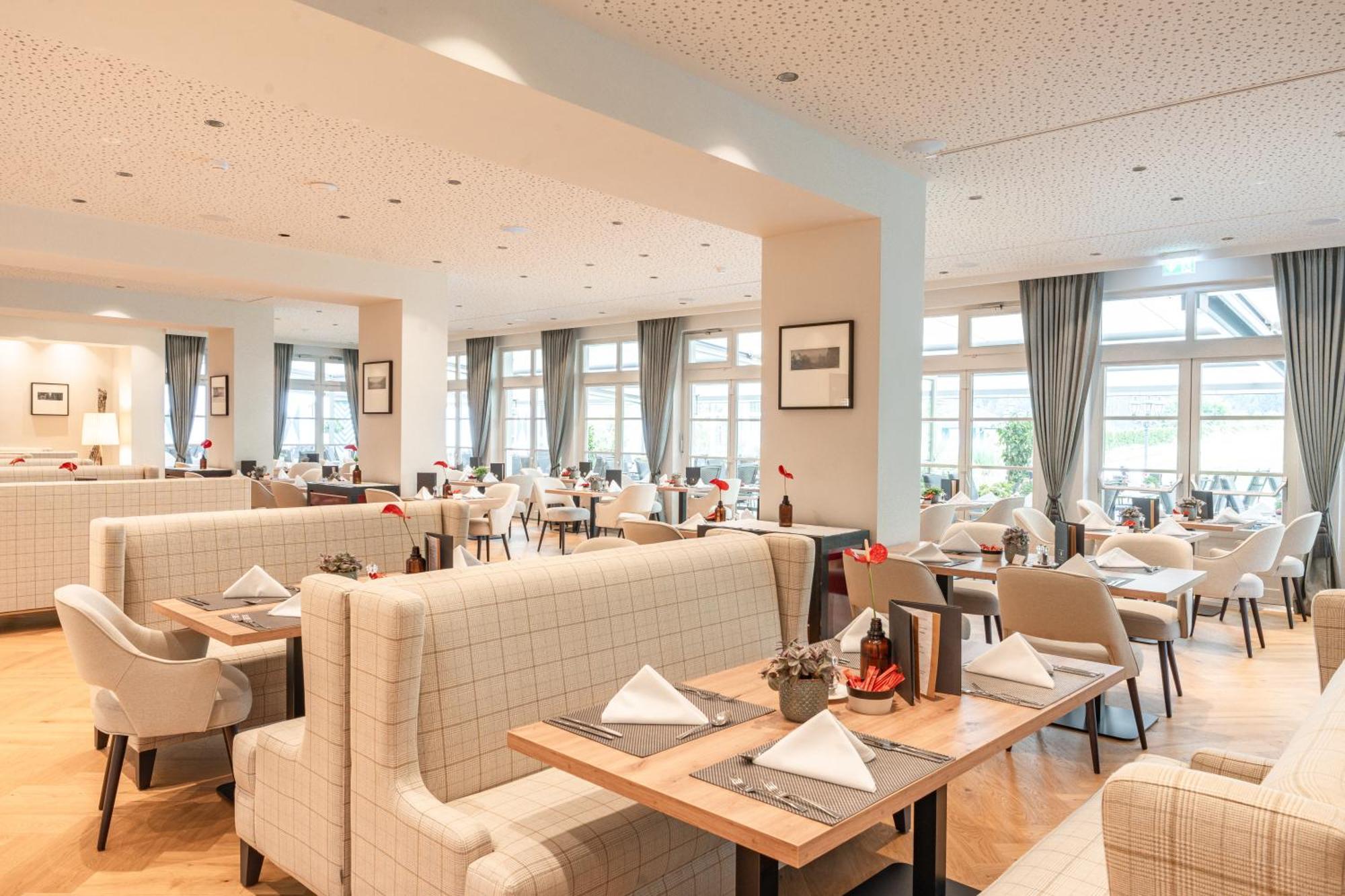 Imlauer Hotel Schloss Pichlarn 艾根恩斯道尔 外观 照片 Restaurant